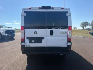 Ram ProMaster 2025 Tradesman 2500 136 WB 3dr Low Roof Cargo Van sin asiento del pasajero