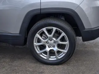Jeep Compass 2022 4x4 Latitude Lux SUV de 4 puertas