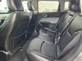 Jeep Compass 2022 4x4 Latitude Lux SUV de 4 puertas