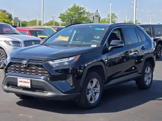 Toyota RAV4 2025 AWD XLE 4dr SUV