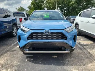 Toyota RAV4 Híbrido 2024 AWD XSE 4dr SUV