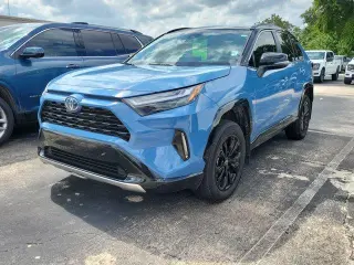 Toyota RAV4 Híbrido 2024 AWD XSE 4dr SUV