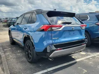 Toyota RAV4 Híbrido 2024 AWD XSE 4dr SUV