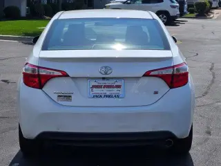 Toyota Corolla 2016 S 4dr Sedán