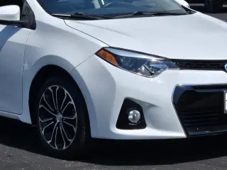 Toyota Corolla 2016 S 4dr Sedán