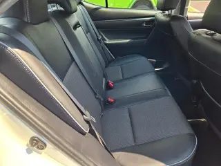 Toyota Corolla 2016 S 4dr Sedán