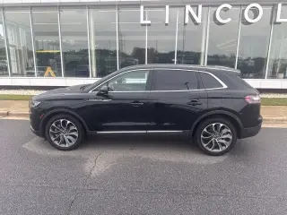 Lincoln Nautilus 2023 AWD Reserve SUV de 4 puertas