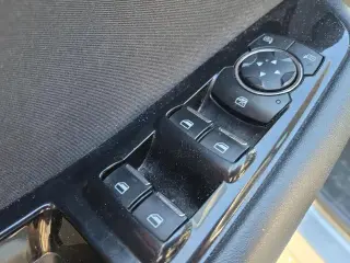 Ford Edge 2018 AWD SEL 4dr Crossover