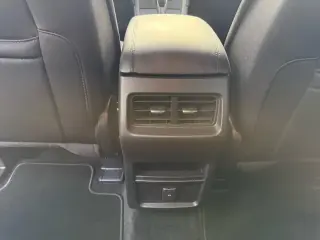 Ford Edge 2018 SE 4dr Crossover