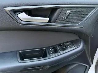 Ford Edge 2018 SE 4dr Crossover