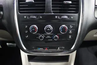 Dodge Grand Caravan 2019 SXT 4dr Mini-Van