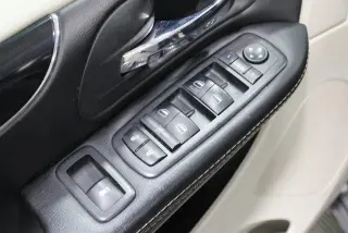 Dodge Grand Caravan 2019 SXT 4dr Mini-Van