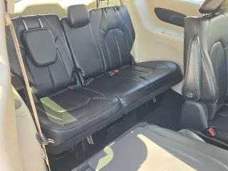 Chrysler Pacifica Híbrido enchufable 2024 Select 4dr Mini-Van