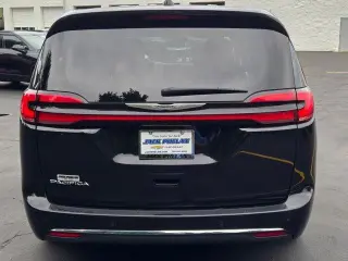 Chrysler Pacifica 2024 Touring L 4dr Mini-Van