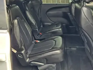 Chrysler Pacifica 2025 Select 4dr Mini-Van