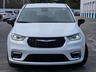 Chrysler Pacifica 2024 Touring L 4dr Mini-Van