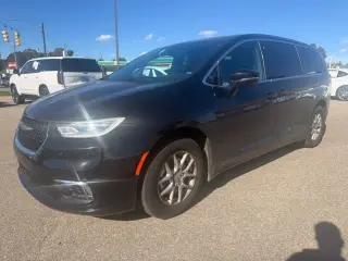 Chrysler Pacifica 2025 Select 4dr Mini-Van