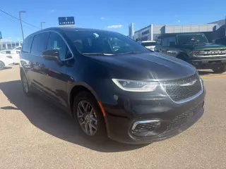 Chrysler Pacifica 2025 Select 4dr Mini-Van