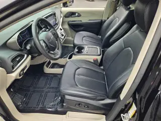 Chrysler Pacifica 2024 Touring L 4dr Mini-Van