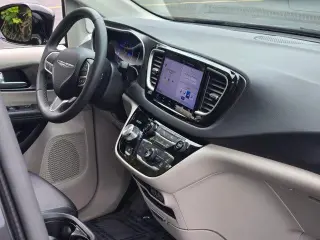 Chrysler Pacifica 2024 Touring L 4dr Mini-Van