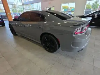 Dodge Charger 2019 R/T 4dr Sedán