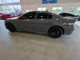 Dodge Charger 2019 R/T 4dr Sedán