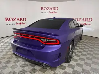 Dodge Charger 2023 R/T 4dr Sedán