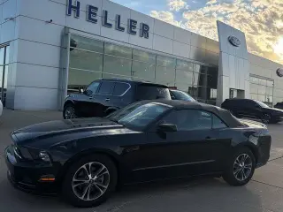 Ford Mustang 2014 V6 Premium 2dr Convertible