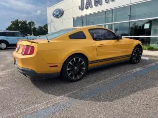 Ford Mustang 2011 V6 Premium 2dr Fastback