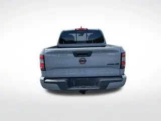 Nissan Frontier 2024 4x4 PRO-4X 4dr Crew Cab 5 ft. SB