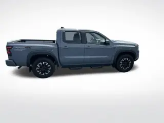 Nissan Frontier 2024 4x4 PRO-4X 4dr Crew Cab 5 ft. SB