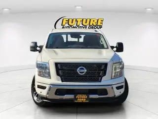 Nissan Titan 2021 4x4 SV 4dr Crew Cab 5.6 ft. SB