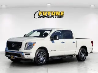 Nissan Titan 2021 4x4 SV 4dr Crew Cab 5.6 ft. SB