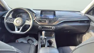 Nissan Altima 2025 2.5 SV 4dr Sedán
