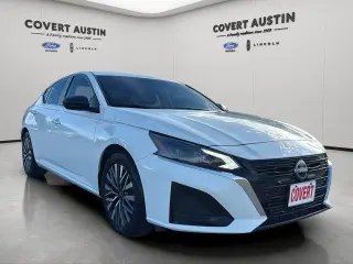 Nissan Altima 2025 2.5 SV 4dr Sedán