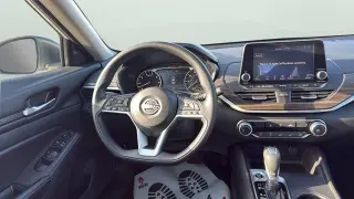 Nissan Altima 2025 2.5 SV 4dr Sedán