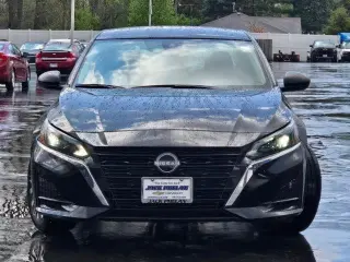 Nissan Altima 2025 2.5 SV 4dr Sedán