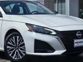 Nissan Altima 2025 2.5 SV 4dr Sedán
