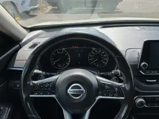 Nissan Altima 2022 2.0 SR 4dr Sedán