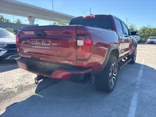 GMC Canyon 2023 4x4 AT4 4dr Crew Cab 5 ft. SB