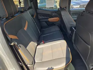 GMC Canyon 2023 4x4 AT4 4dr Crew Cab 5 ft. SB