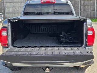 GMC Canyon 2023 4x4 AT4 4dr Crew Cab 5 ft. SB