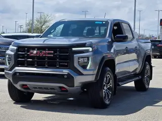 GMC Canyon 2023 4x4 AT4 4dr Crew Cab 5 ft. SB