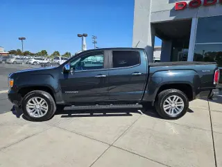 GMC Canyon 2017 4x4 SLT 4dr Crew Cab 5 ft. SB