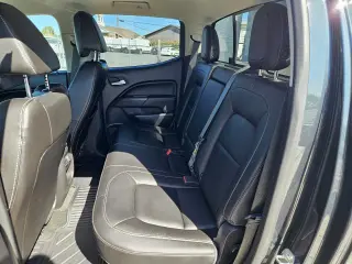 GMC Canyon 2017 4x4 SLT 4dr Crew Cab 5 ft. SB