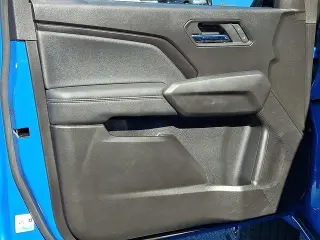GMC Canyon 2025 4x4 Elevation Cabina de tripulación de 4 puertas SB de 5 pies
