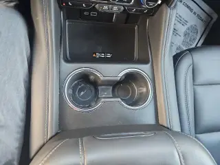 Chevrolet Suburban 2024 4x4 LT 4dr SUV