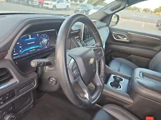Chevrolet Suburban 2024 4x4 LT 4dr SUV