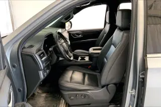 Chevrolet Suburban 2023 4x4 LT 4dr SUV
