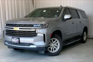 Chevrolet Suburban 2023 4x4 LT 4dr SUV